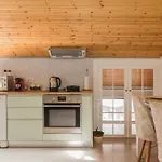 Loft Apartment By Holistay
