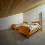 Loft Apartment By Holistay