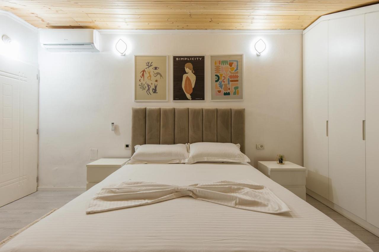 Loft By Holistay Apartament Tirana
