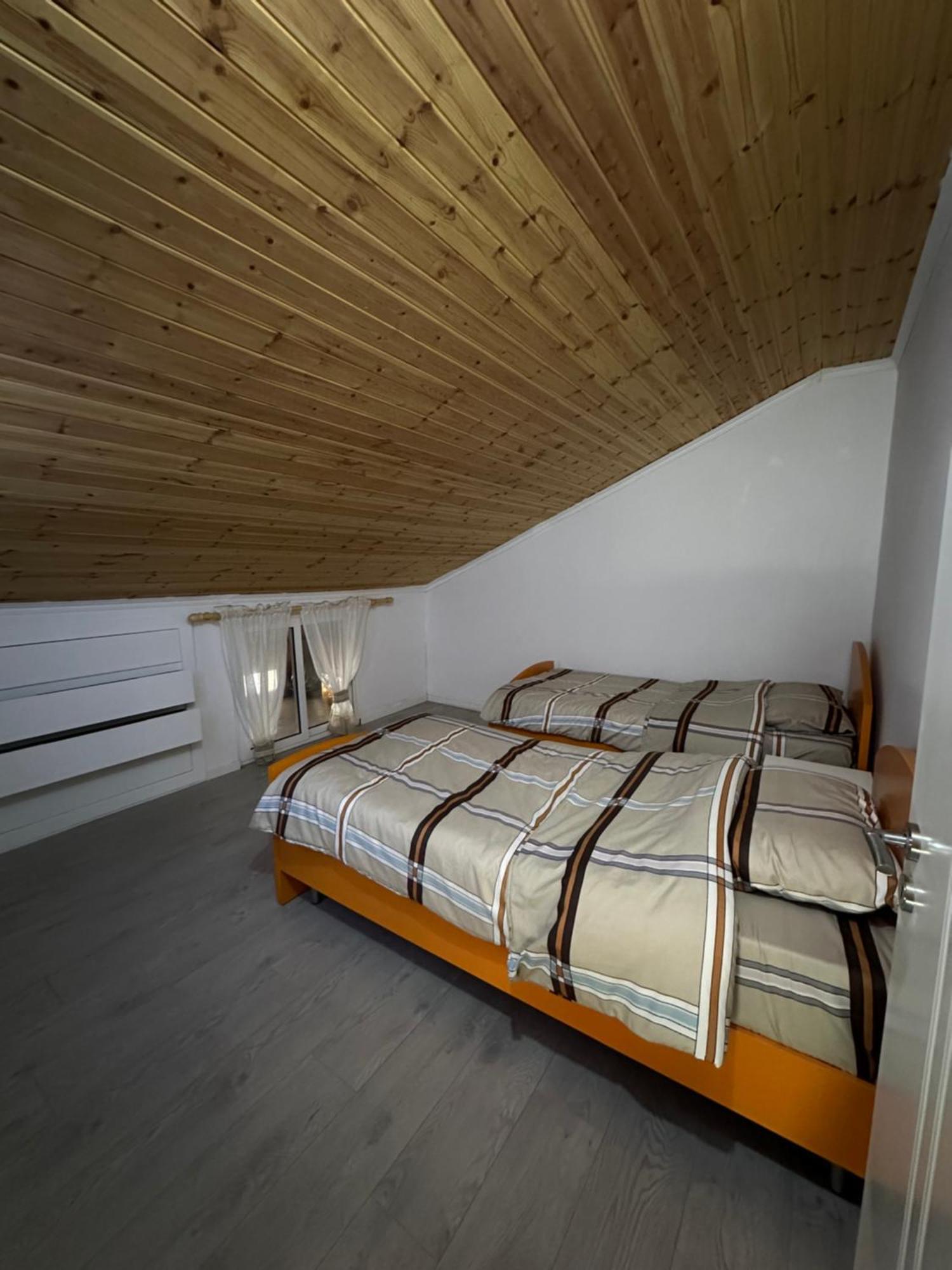Apartament Loft By Holistay Tirana